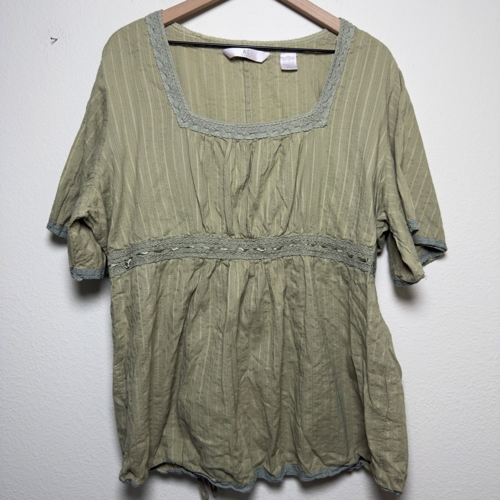 ALC Woman Cotton Top 2X Green Lace Trim Empire Waist Flutter Prairie Cottage
